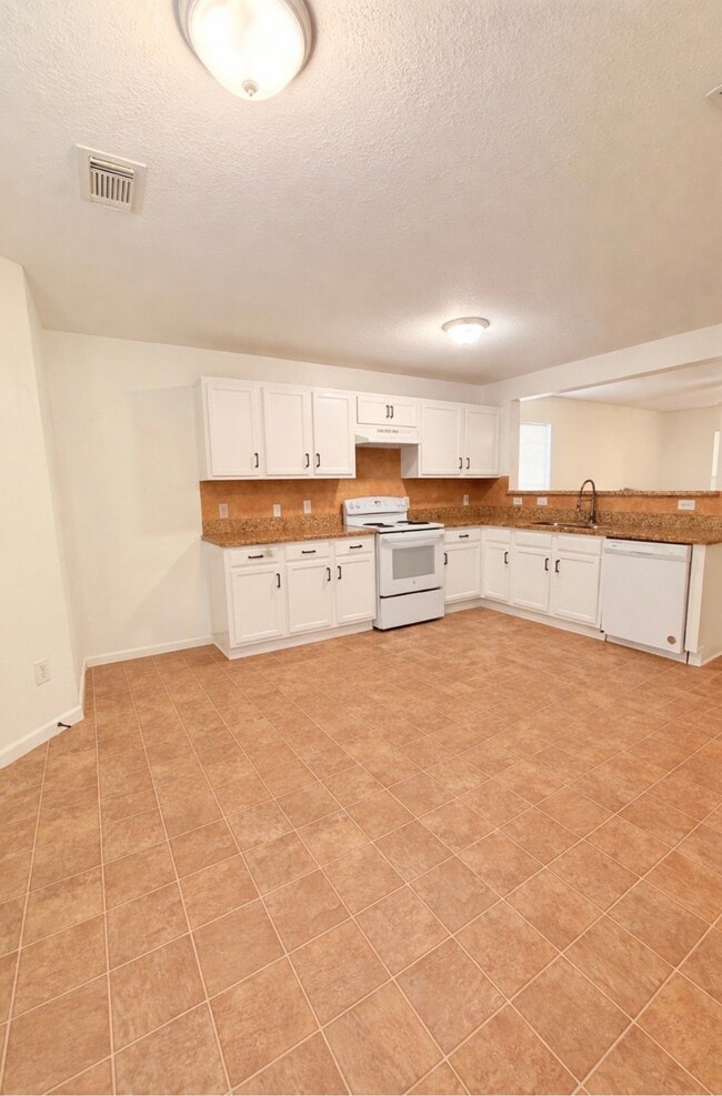 Building Photo - 19410 Bold River Rd