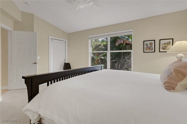 Building Photo - 15079 Sterling Oaks Dr