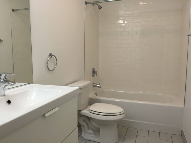 Floorplan - 5524-5526 S. Everett Avenue