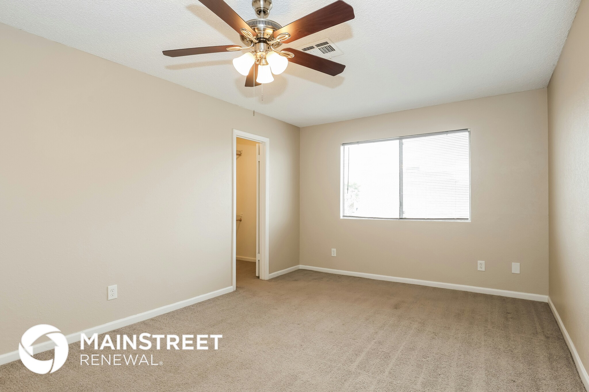 Building Photo - 7297 W Shaw Butte Dr