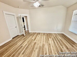 Building Photo - 2607 Seal Pointe