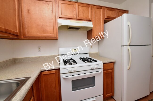 Building Photo - 2-Bed 1-Bath near University of Arizona with private yard
