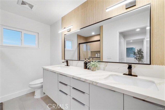 Building Photo - 16129 Evans Cir