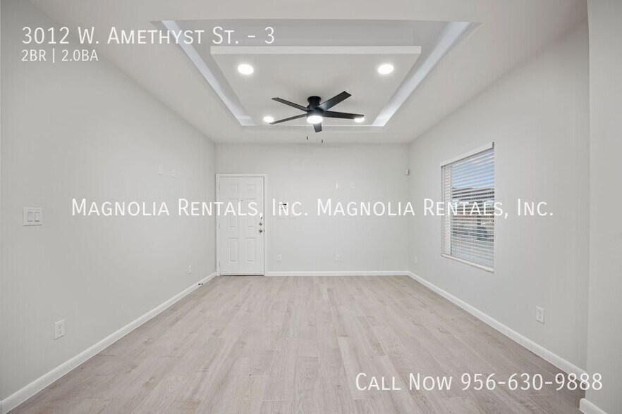 Building Photo - 3012 W Amethyst St