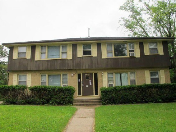 Building Photo - 2001 Leland Dr