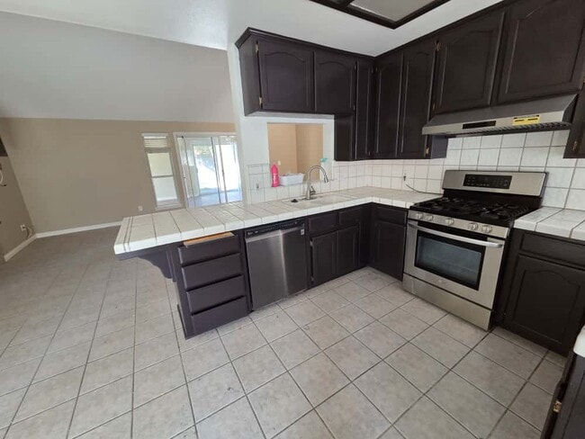 Building Photo - 5566 W Fir Ave