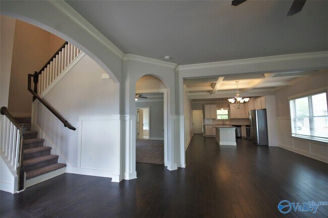 Building Photo - 12 Silky Oak Cir SW