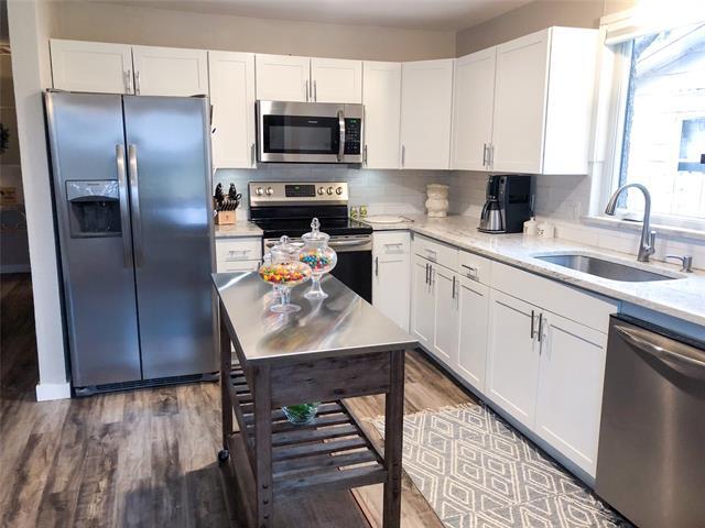 Building Photo - 810 N Alamo Rd