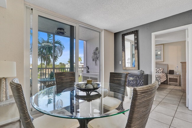 Building Photo - 1391 S Ocean Blvd