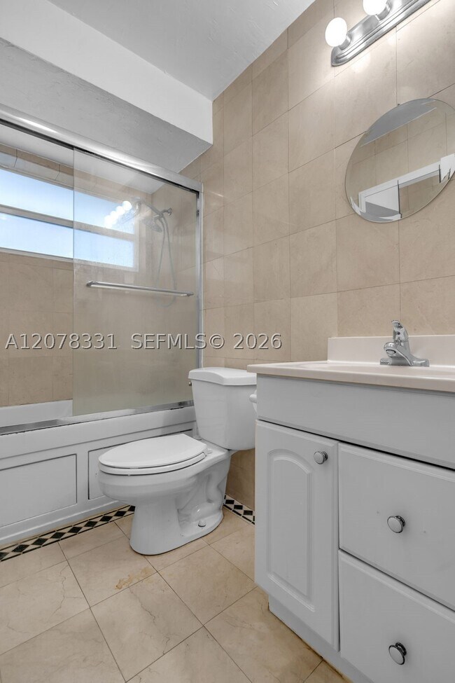 Building Photo - 255 Sunrise Dr
