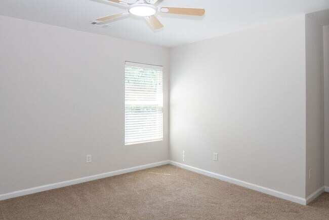 Building Photo - 17 Enoree Way