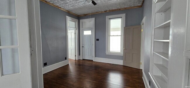 Building Photo - 9750 S Packerton Rd