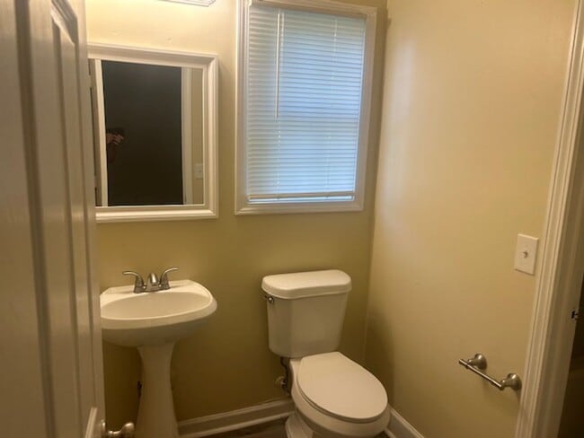 Building Photo - Rental Coming Available