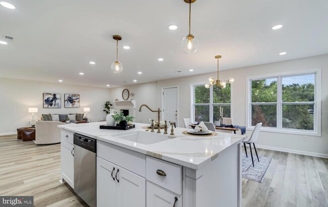 Building Photo - 11960 Motley Pl