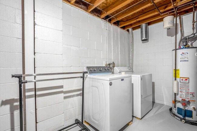 Building Photo - 677 Slate Hollow Ct