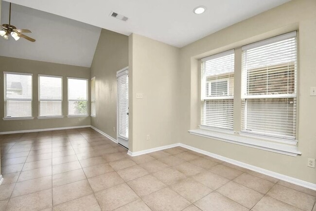 Building Photo - 6315 Bain Dr