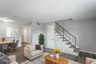 Building Photo - 4405 Delashmitt Rd