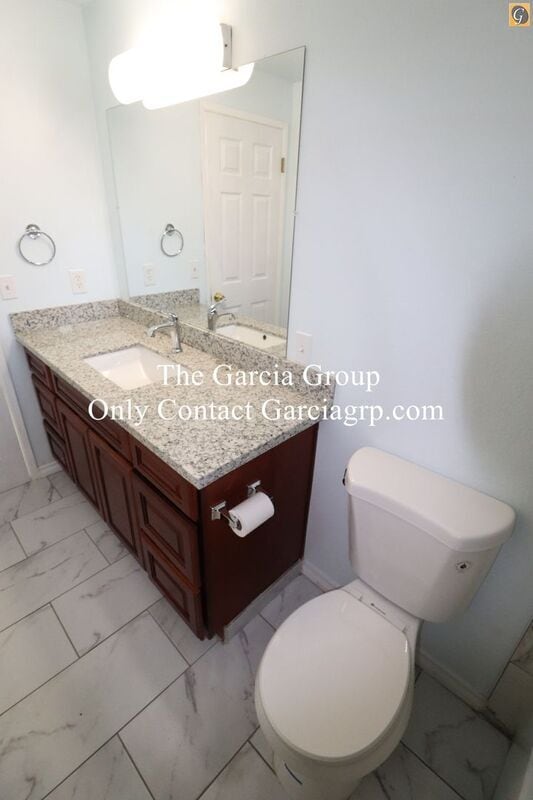 Building Photo - 4505 NE Emerson St