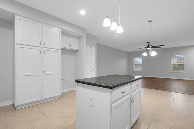 Building Photo - 2478 Silver Hill St