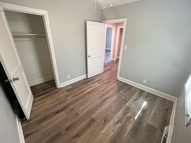 Building Photo - Charming bungalow 2 Bedrooms, 1 Bathroom i...