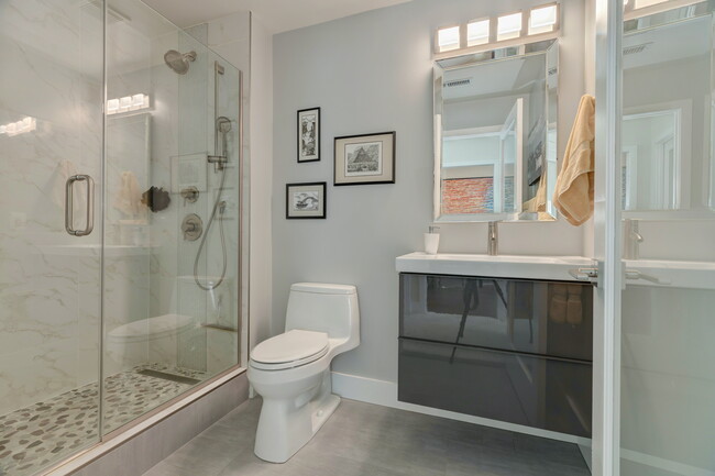 En-Suite Bathroom - 2020 12th St NW