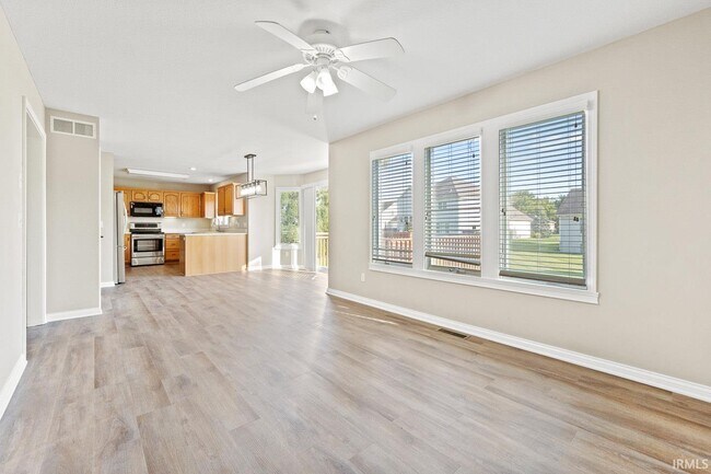 Building Photo - 1128 Amastar Cove