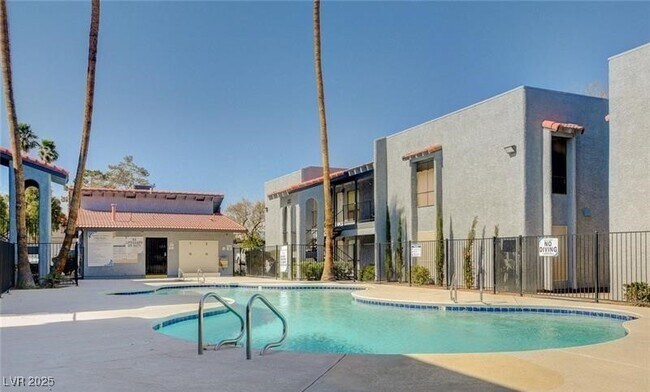 Building Photo - 5191 Caliente St