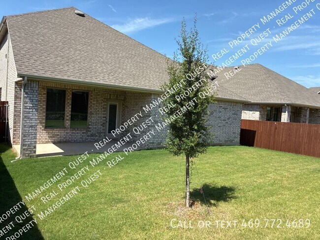 Building Photo - 8164 Trudy Ln