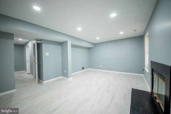 Building Photo - 3915 Friar St