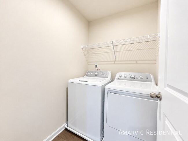Building Photo - 228 Nepeta Dr