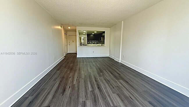 Building Photo - 16950 W Dixie Hwy