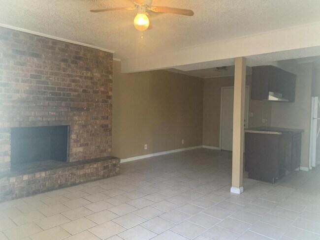 Building Photo - 513 Marshall, Apt. B, Jonesboro, AR