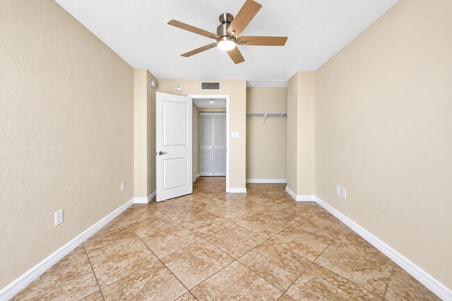 Building Photo - 3051 S Atlantic Ave
