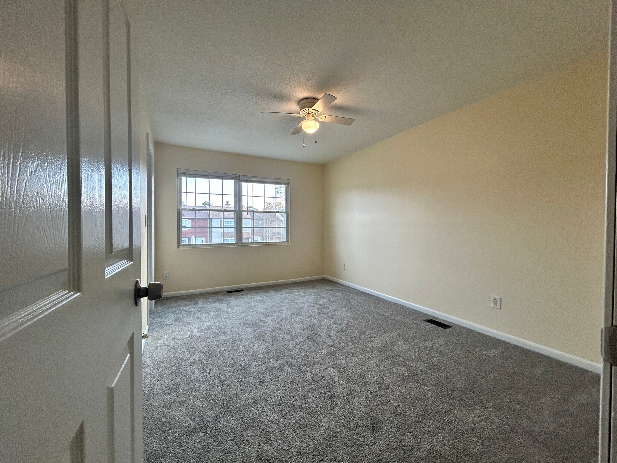 Primary Bedroom - 718 Spence Cir