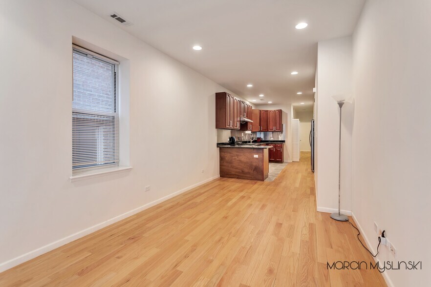 Living Room & Open Concept Dinning - 602 W 26th St