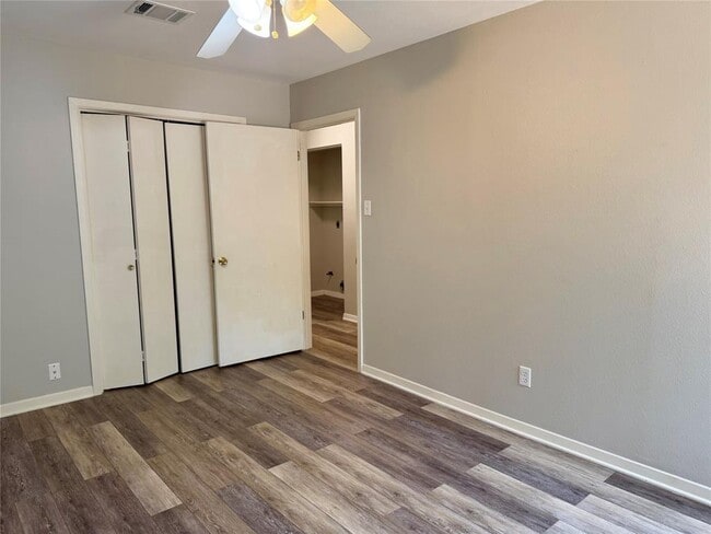 Building Photo - 8112 Willet Trail