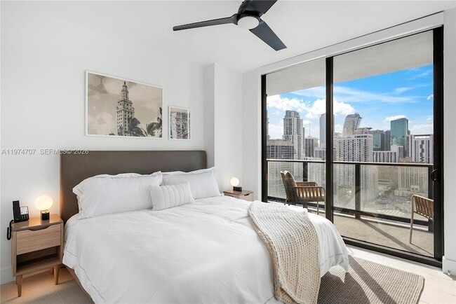 Building Photo - 159 NE 6th St