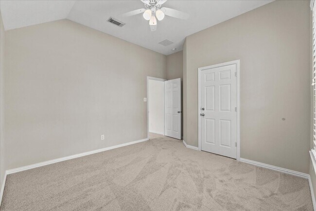 Building Photo - 2120 Red Timber Ct