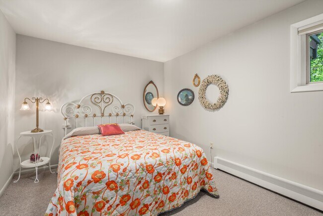 Building Photo - 15 Terrace Dr