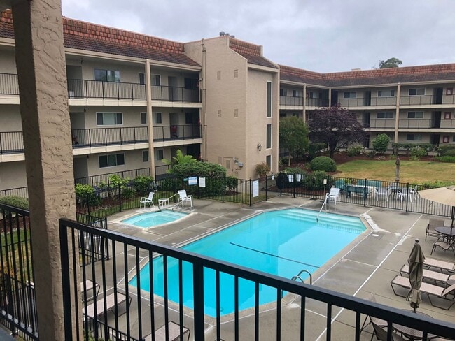 Building Photo - Capitola