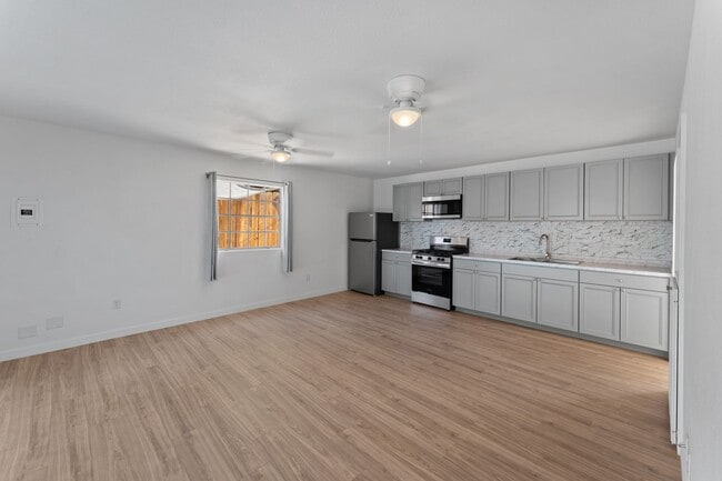 Building Photo - 910 Deador Rd