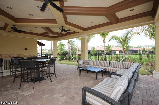 Building Photo - 9142 Isla Bella Cir