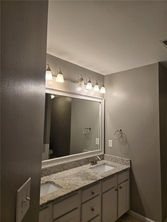 Building Photo - 5315 Sherwin Dr