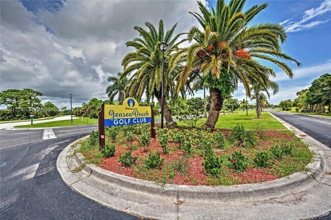 Building Photo - 3781 NW Willow Creek Dr