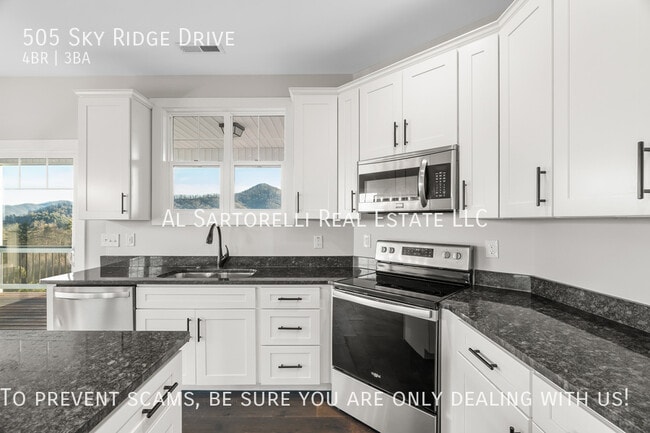 Building Photo - 505 Sky Ridge Dr