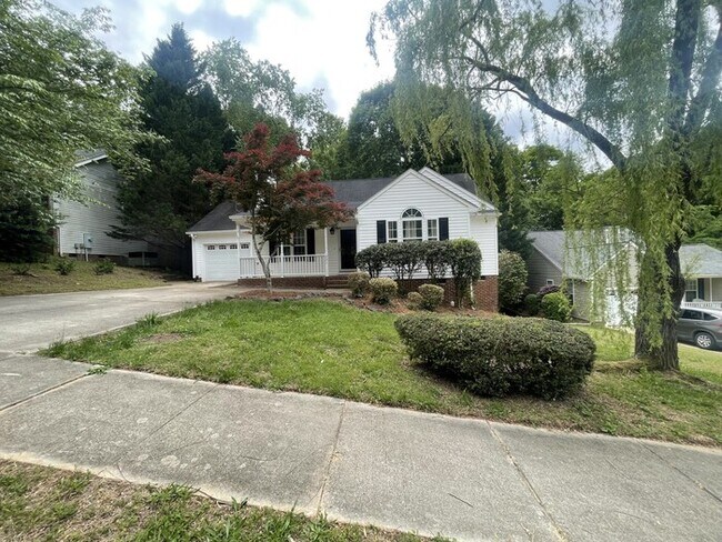 Building Photo - 3 bd 2 ba ranch in Wake Forest with a garage