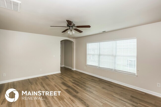 Building Photo - 4143 Broadstairs Dr SW