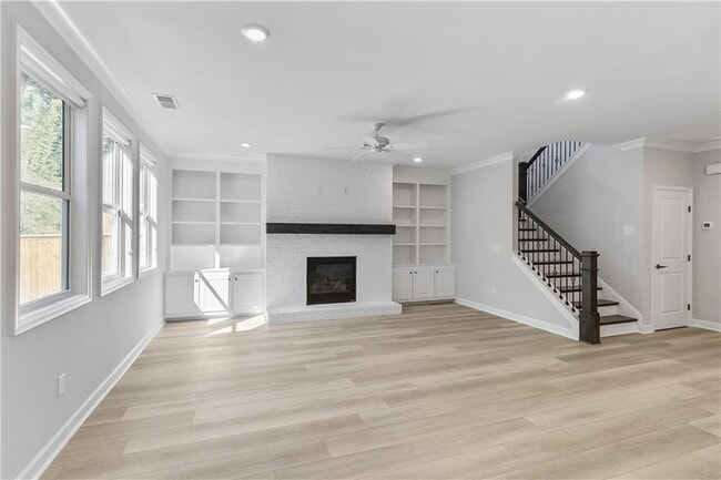Building Photo - 536 Cresentry Brook