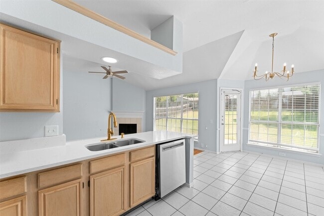 Building Photo - 6903 Hawaii Ln