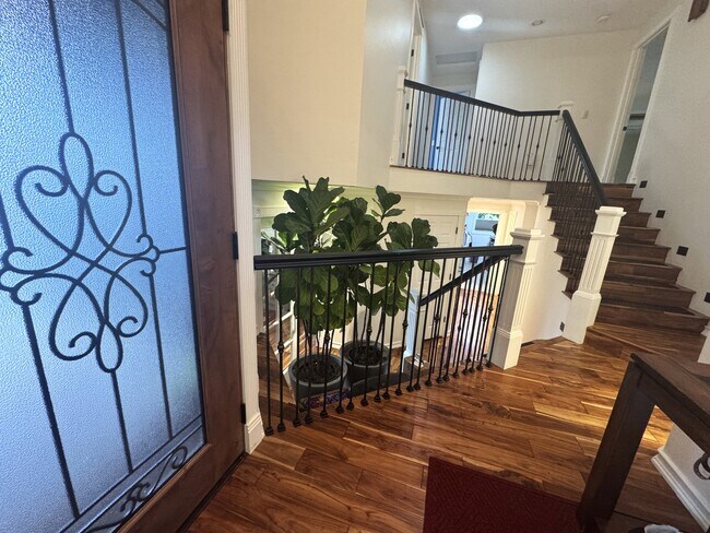 Building Photo - 17927 Ridge Lake Dr